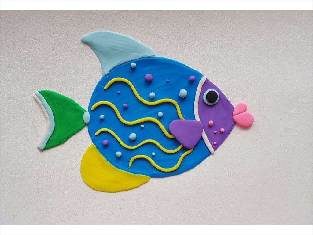 Мастер класс рыбы. Лепка Золотая рыбка. Рыбка пластилинография рыбка. Лепка рыбка пластилинография. Пластилиновая живопись 1 класс рыбка.