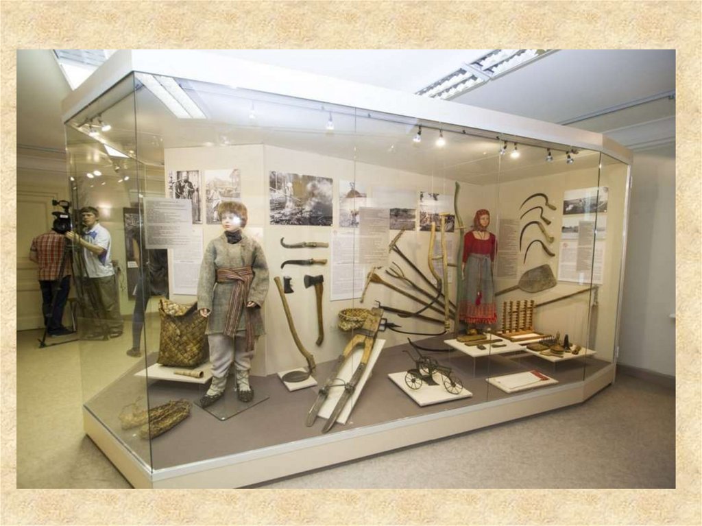 Выставка экспонатов музея